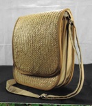 Cặp đựng máy tính bảng bằng cỏ bàng Thảo Điền Phú Mỹ