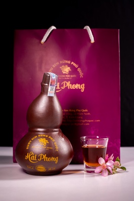 Rượu Sim Rừng Phú Quốc Hải Phong - Sản Phẩm Gốm Truyền Thống 750ml