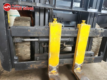 XE NÂNG DẦU 2 TẤN TOYOTA 02-8FD20