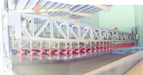 Máy đảo lúa trên sàn sấy